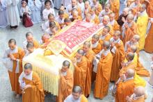 Hình Ảnh Lễ Cung Thỉnh Nhục Thân Cố Sư Trưởng Hải Triều Âm Nhập Kim Quan