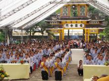 Hàng ngàn người dự lễ Vu Lan tại Tổ đình Phước Viên