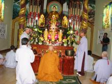 Lễ khánh đản Đức Phật A Di Đà tại chùa Lâm Tỳ Ni (Nha Trang)