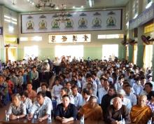 Tiền Giang: Chương trình từ thiện chào mừng Đại lễ Phật đản PL. 2559