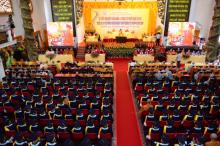 Gần 500 Cử nhân và Thạc sĩ Phật học khóa IX hân hoan mừng lễ tốt nghiệp