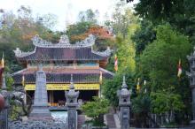 Phật giáo Khánh Hòa tổ chức Lễ Tự tứ, Đại lễ Vu lan, cúng dường trai Tăng  tại chùa sắc tứ Long Sơn