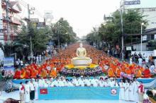 Thái Lan: Chùm ảnh 10.000 chư tôn đức Tăng già hành hương khất thực tại Chiangmai