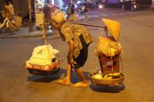 Đường Khuya