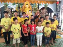 Khánh Hòa: Chùa Linh Quang tổ chức  khóa tu mùa hè cho 300 hành giả và trao tặng 50 học bổng cho học sinh nghèo, học giỏi