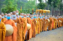 Đức Trưởng lão quyền Pháp chủ Thích Trí Quảng khai pháp trong khóa An cư của Học viện PGVN tại TP. HCM
